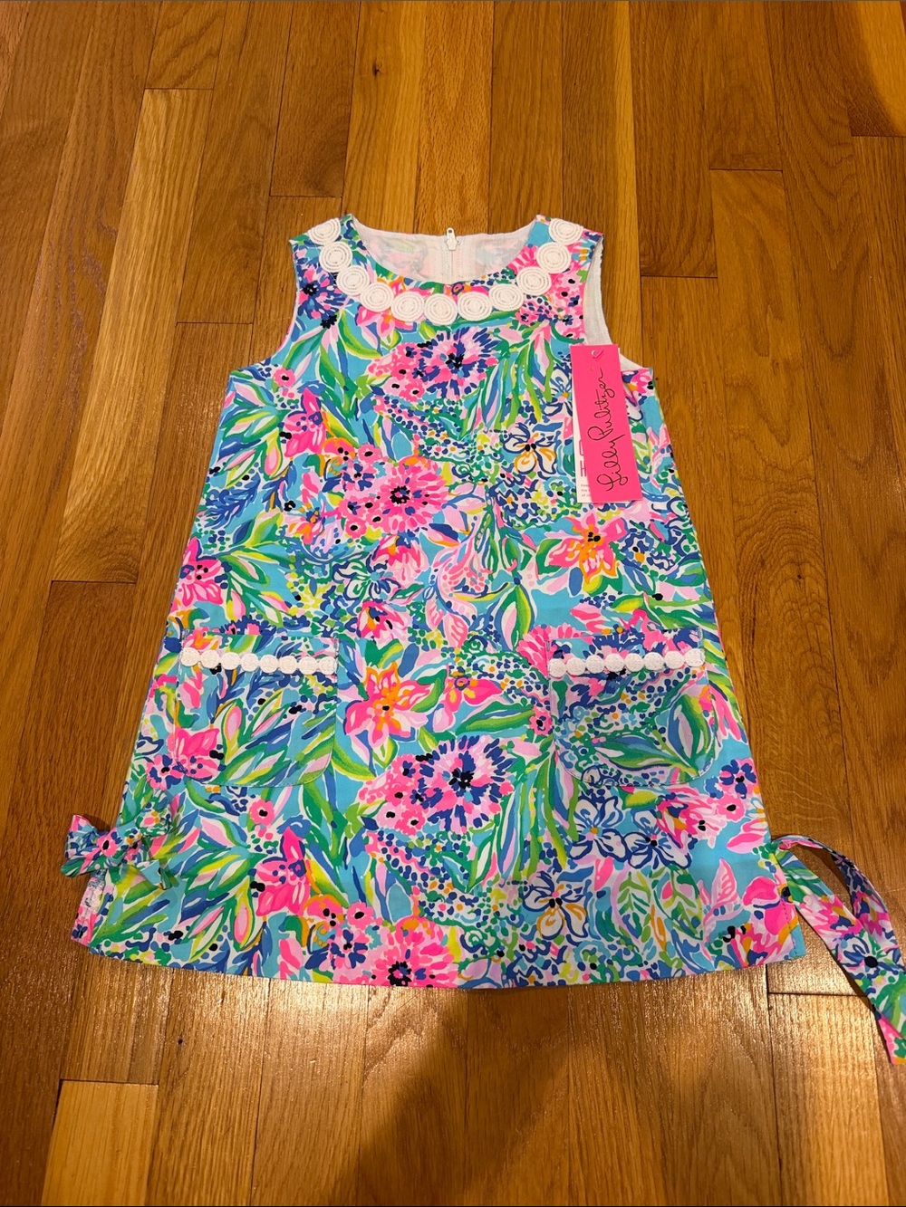Lilly Pulitzer Girls' Blue Floral Sleeveless Dress with Pink & Green Sz 4 kids